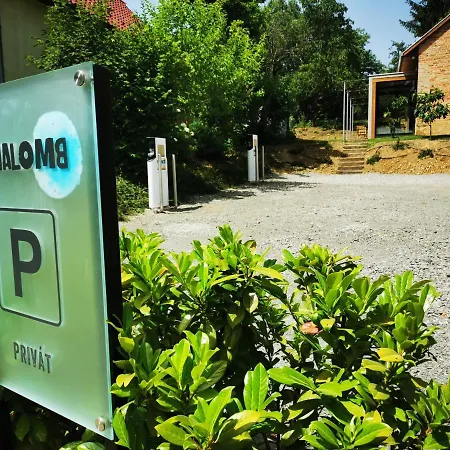 Almalomb Hotel *